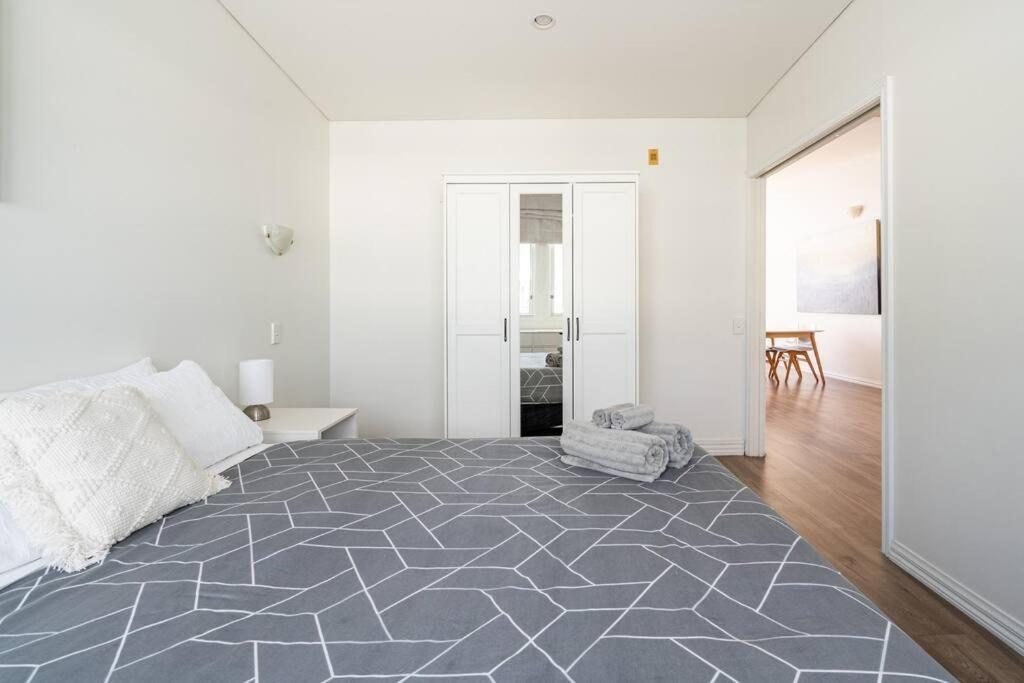 Spacious Penthouse With Spectacular Harbour Views! Auckland Buitenkant foto